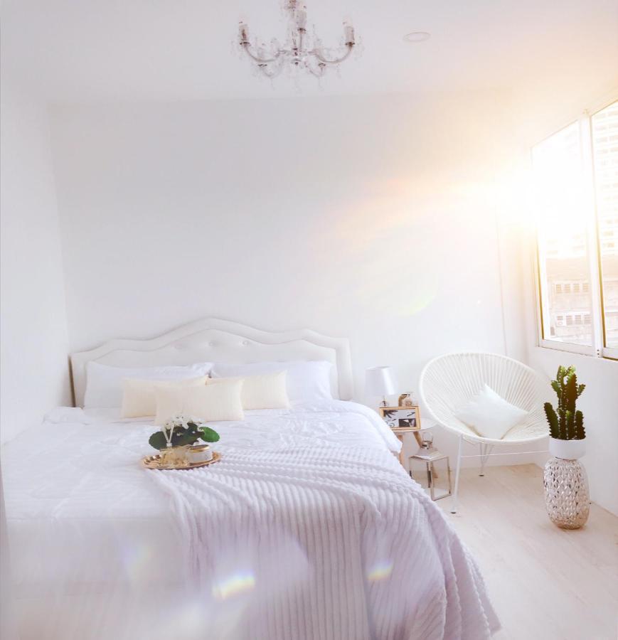 Aora Boutique Hotel Ekkamai Bangkok Kültér fotó